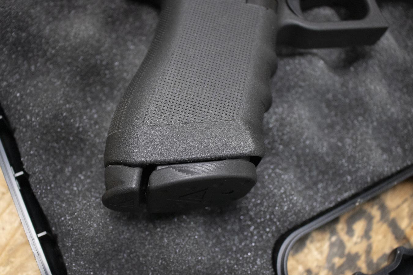 GLOCK 17 Gen3 9mm Vickers Tactical Police Trade-In Pistol with RTF2 Frame